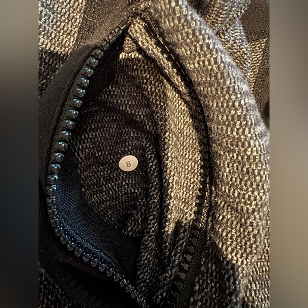 Lululemon Brushed Define Jacket 8 - Picture 9 of 10